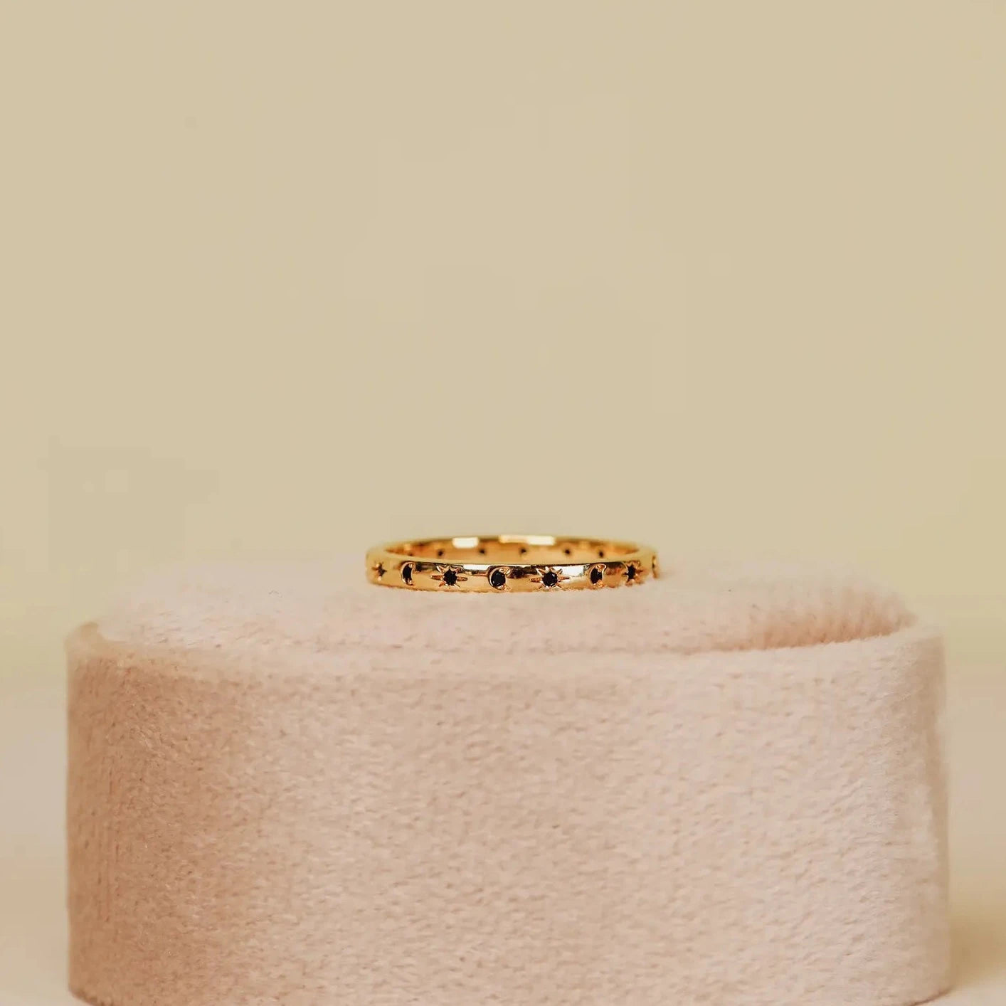 BLACK CELESTIAL RING