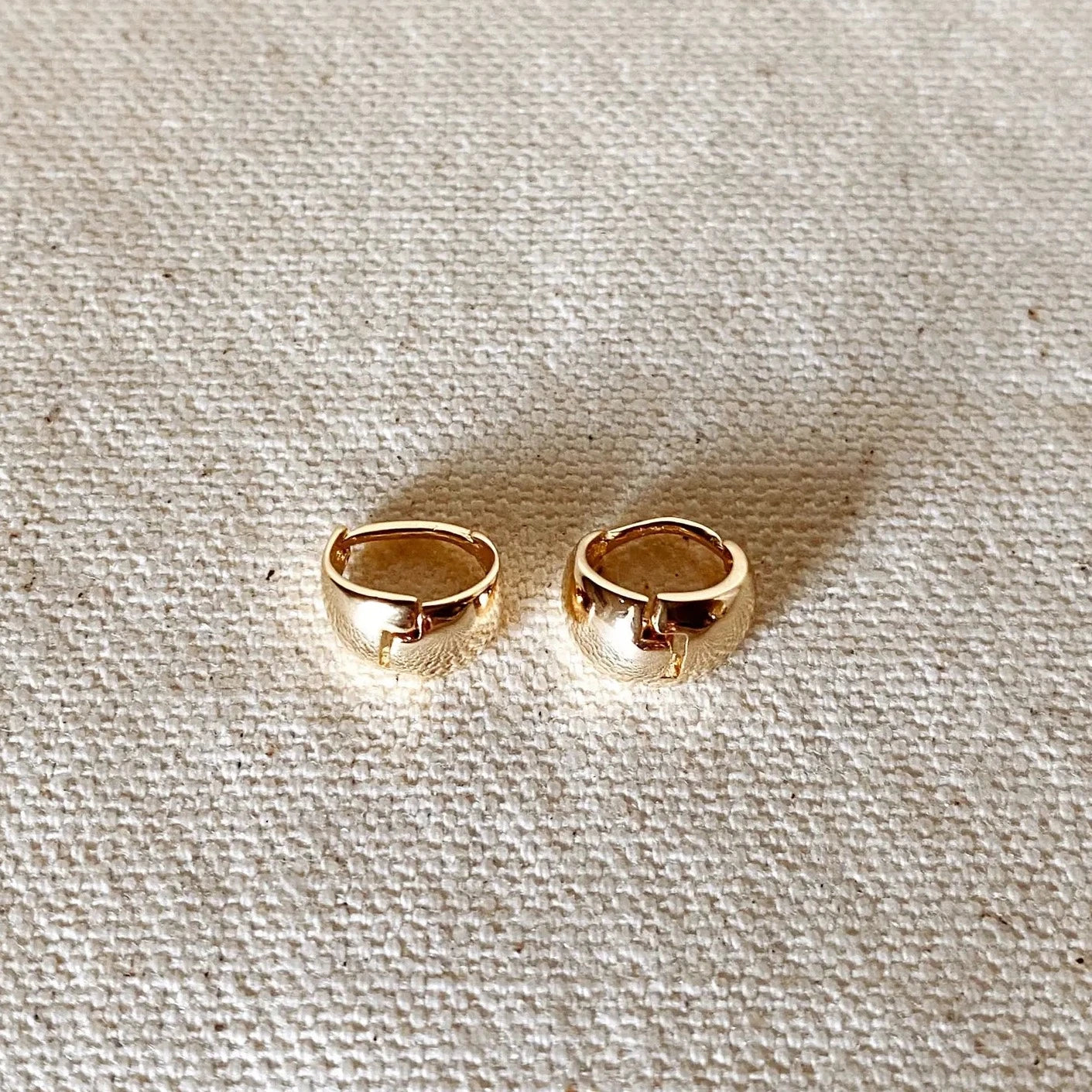 POLISHED HOOPS