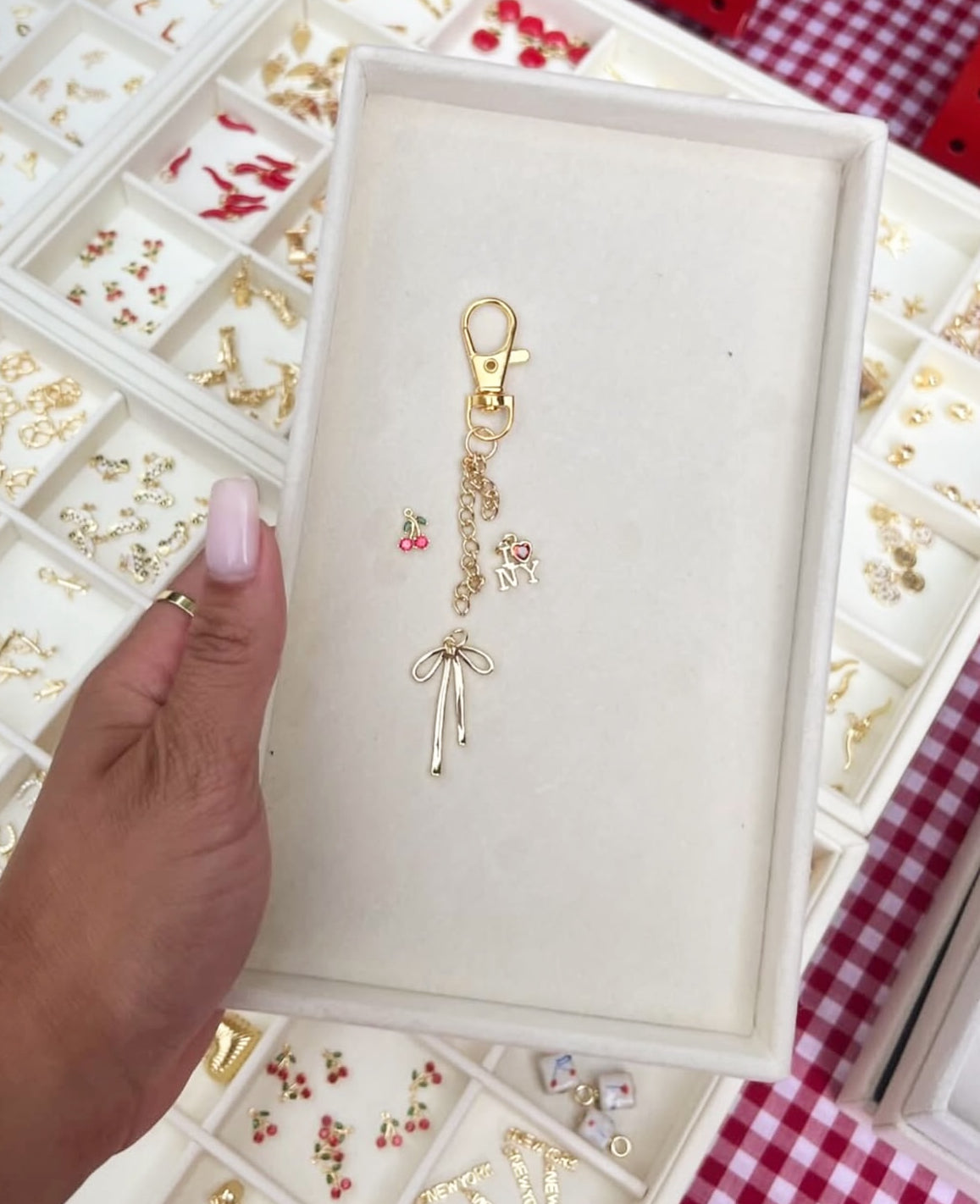 BAG CHARM KEYCHAIN