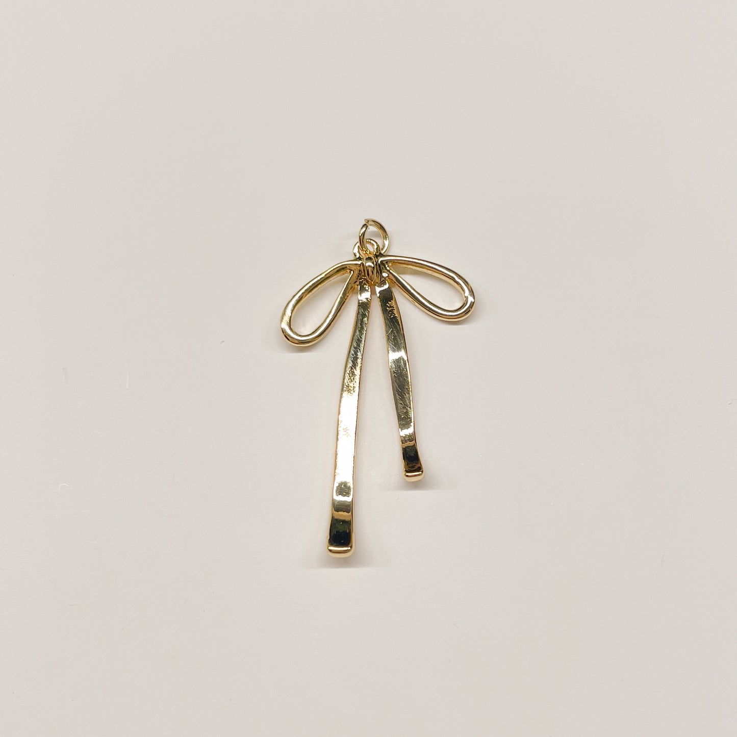 LE FEMME CHARM