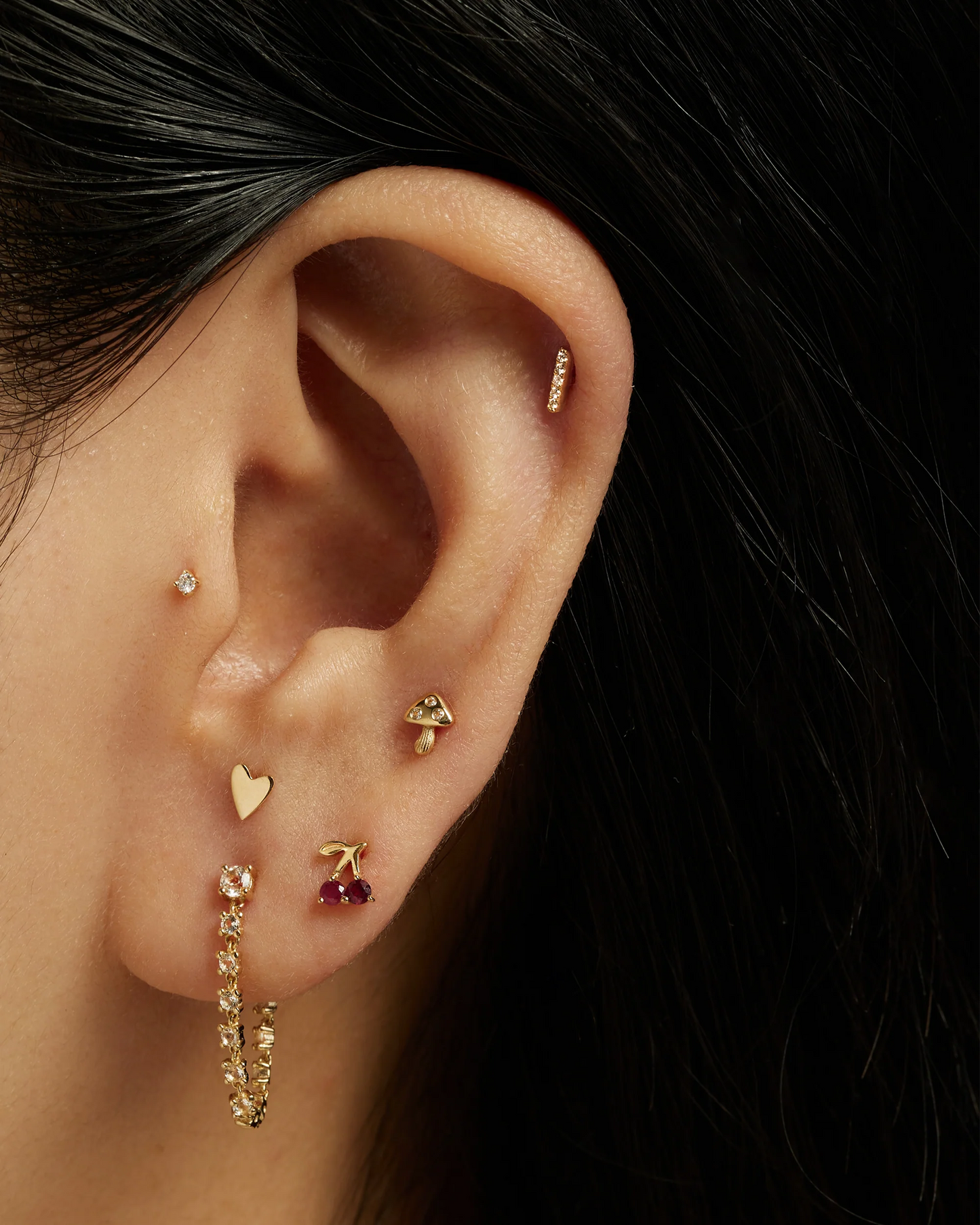 14K DIAMOND BAR STUD
