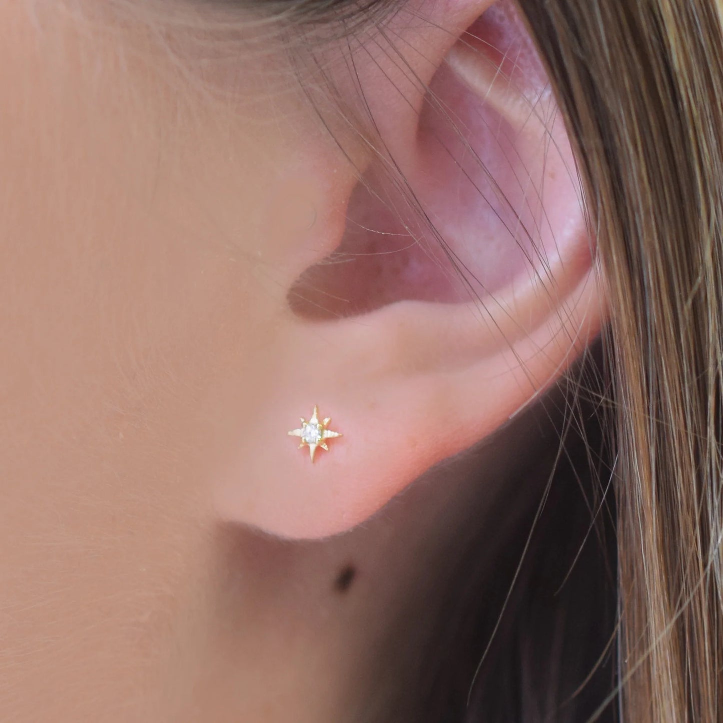 14K GOLD MINI DIAMOND STAR STUDS