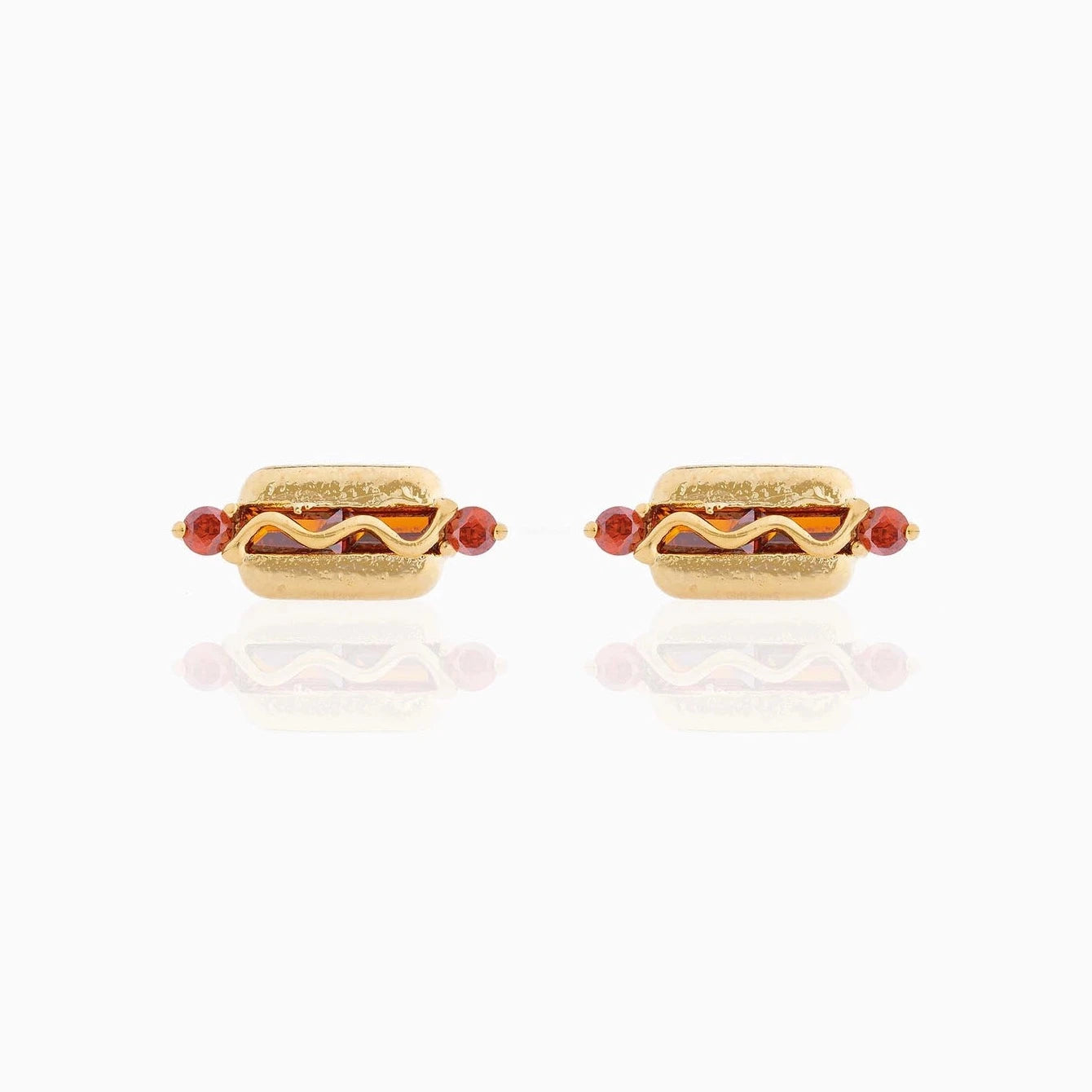 HOT DIGGITY DOG STUDS