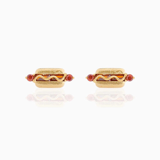 HOT DIGGITY DOG STUDS