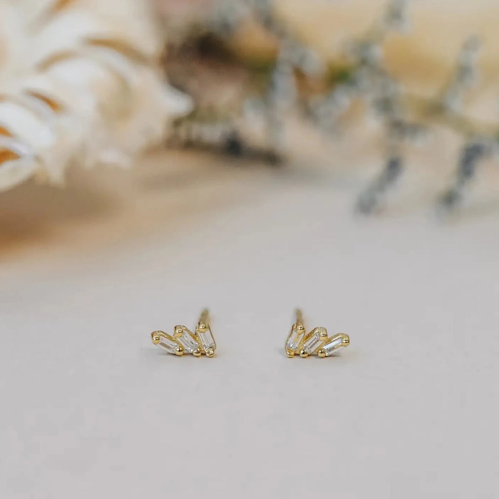 OFFSET TRIO STUDS