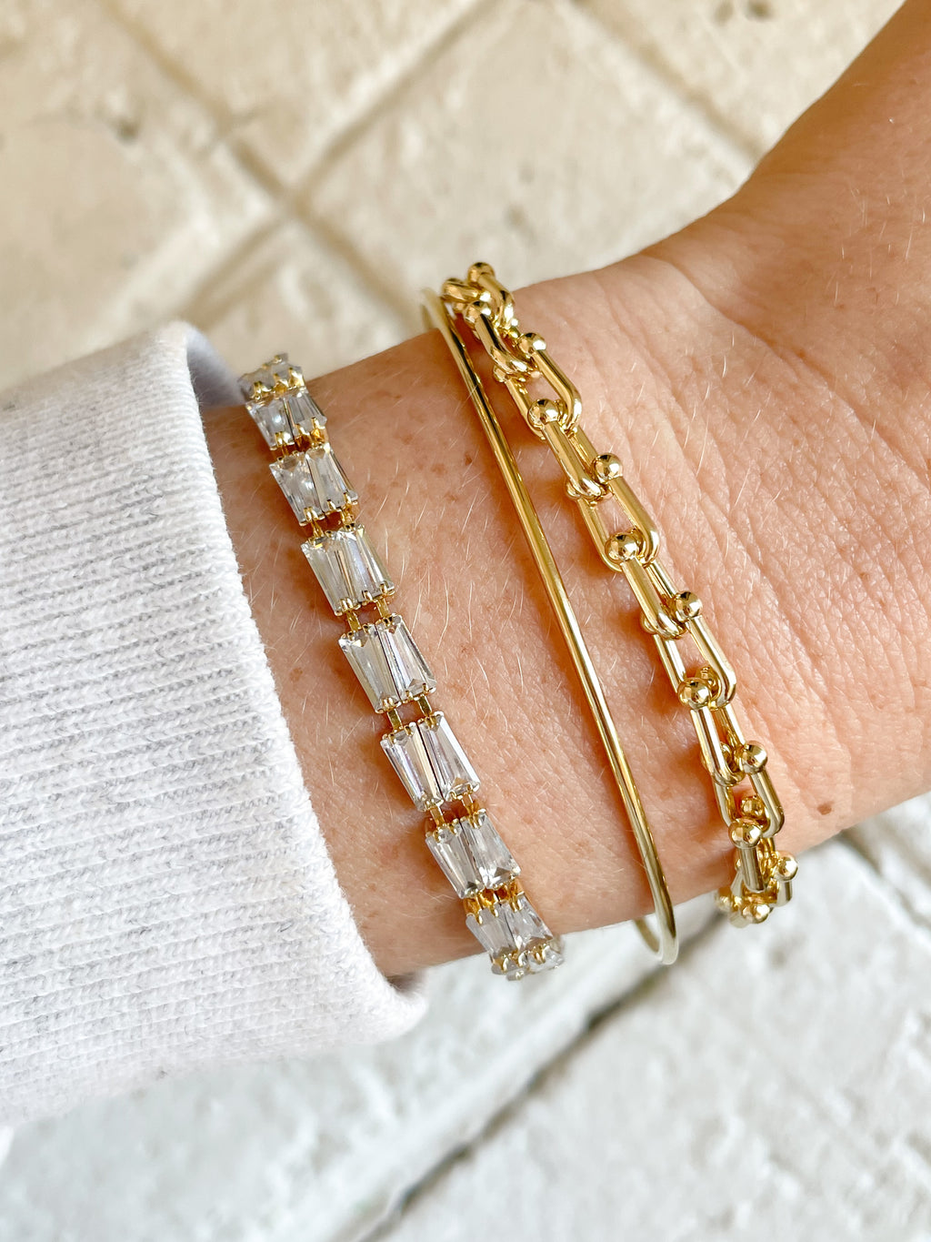 LUXE LINK CHARM BRACELET