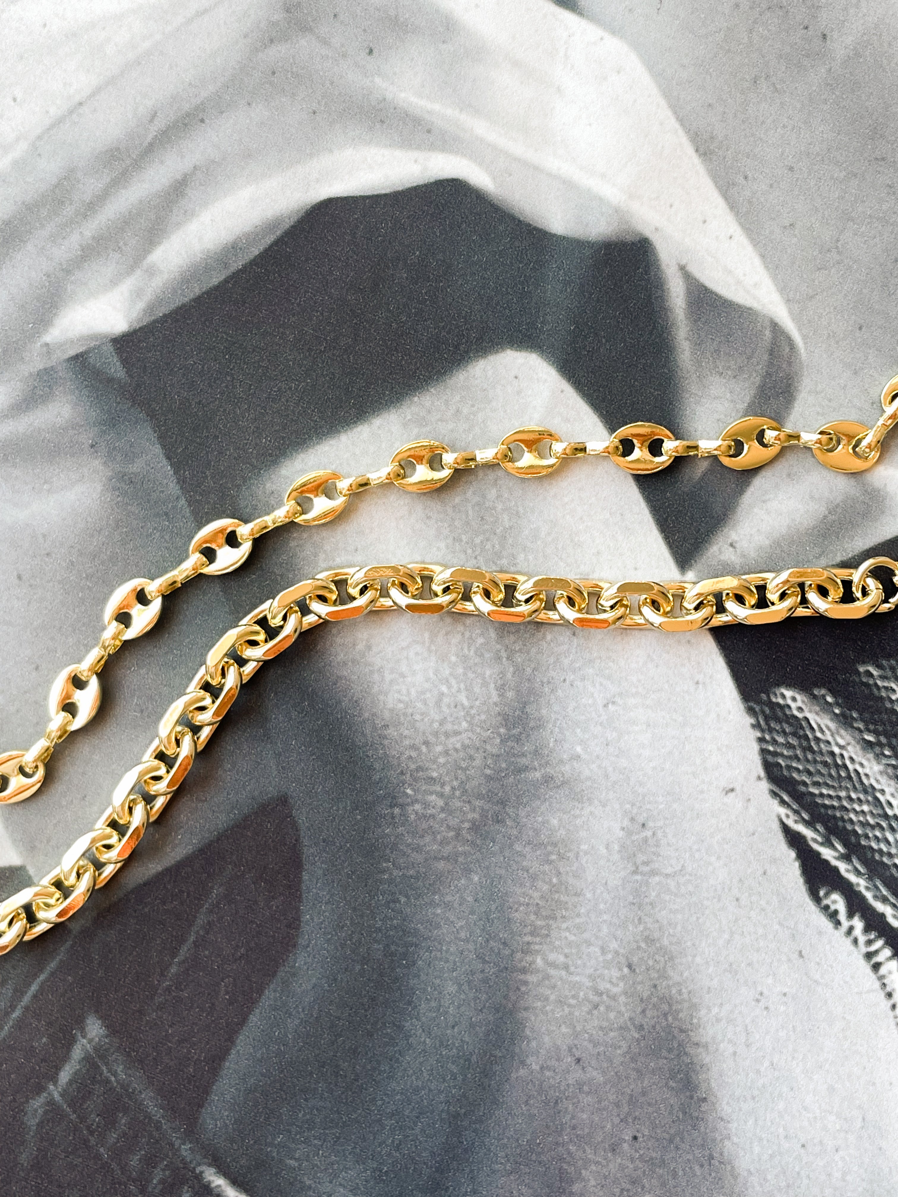 CHUNKY LINK CHARM BRACELET