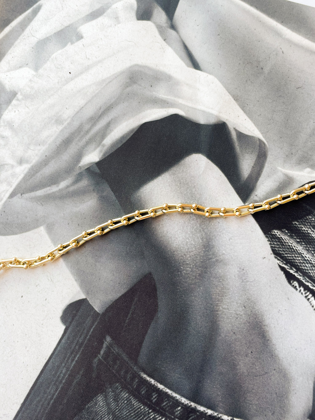 LUXE LINK CHARM BRACELET