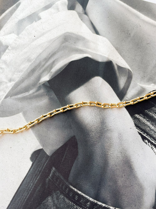 LUXE LINK CHARM BRACELET