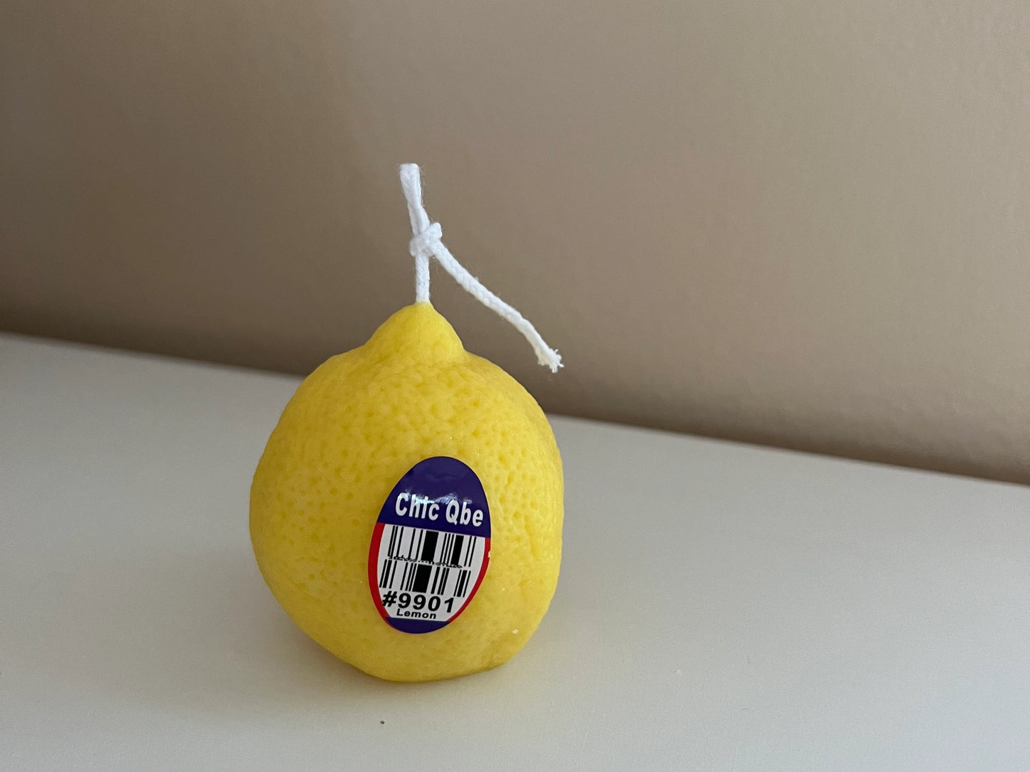 UPRIGHT LEMON CANDLE