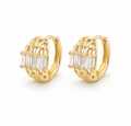 Lucia Hoops