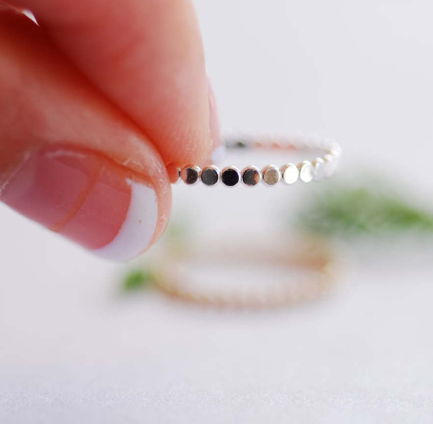 FLAT BEAD STACKING RING