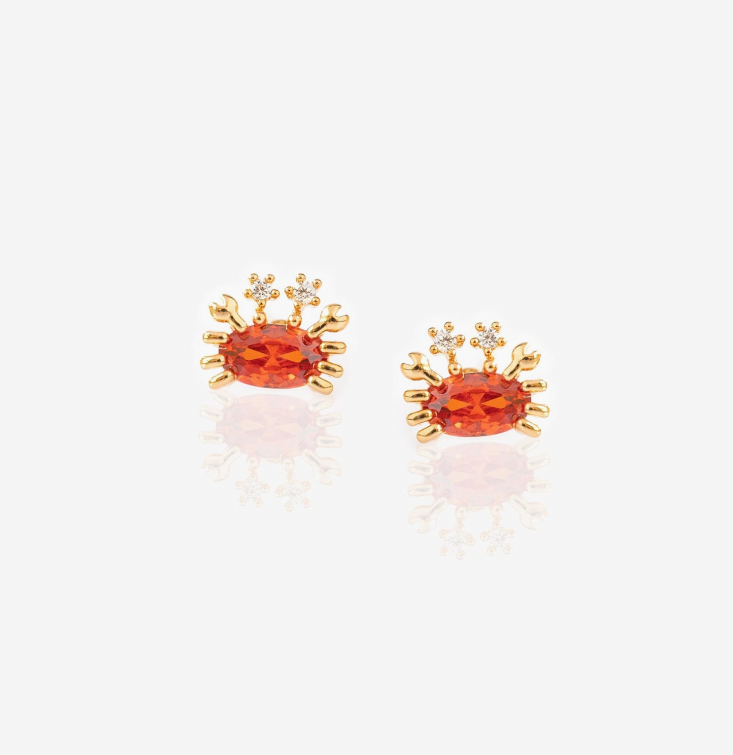 CUTIE CRAB STUDS