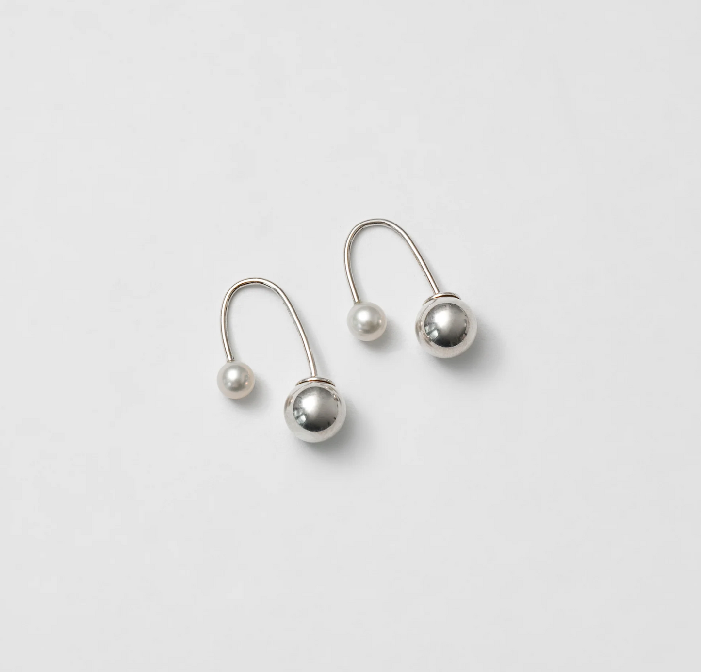 HI LO PEARL SILVER HOOPS