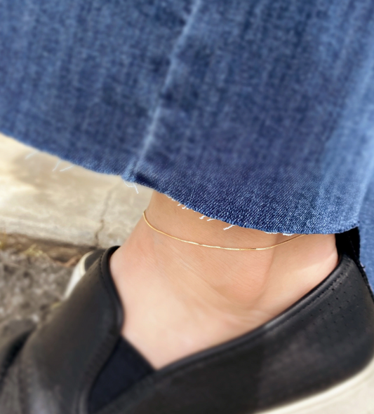 MINIMAL BOX ANKLET