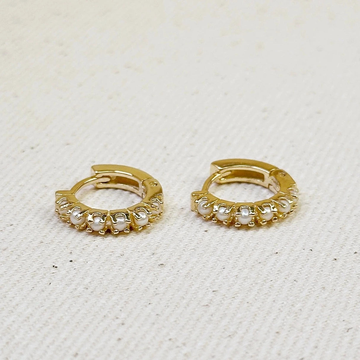 FRESHWATER PEARL HOOPS