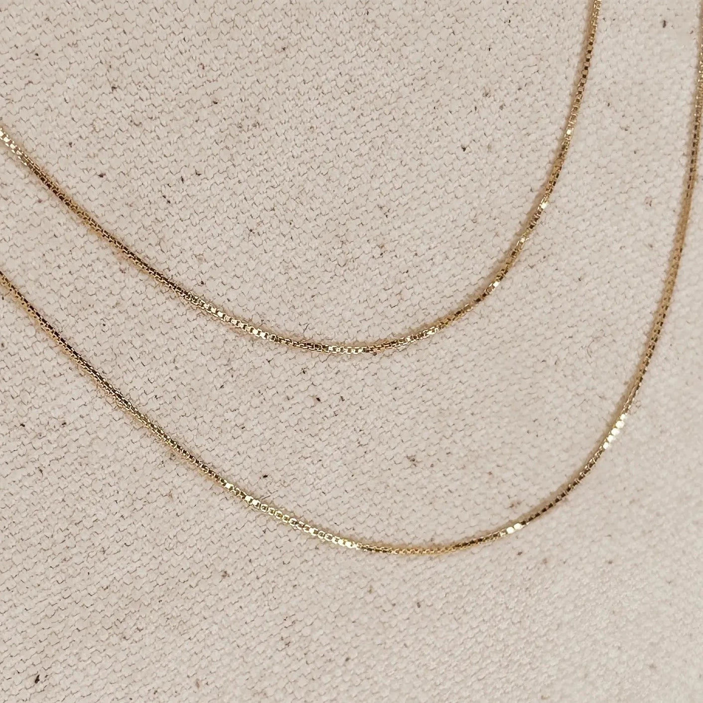 MINIMAL BOX CHAIN NECKLACE