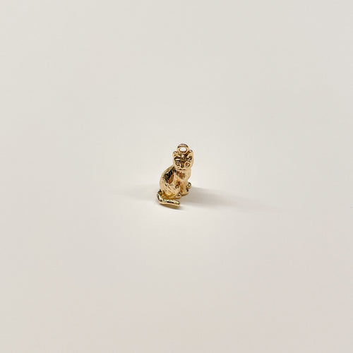 SITTING CAT CHARM