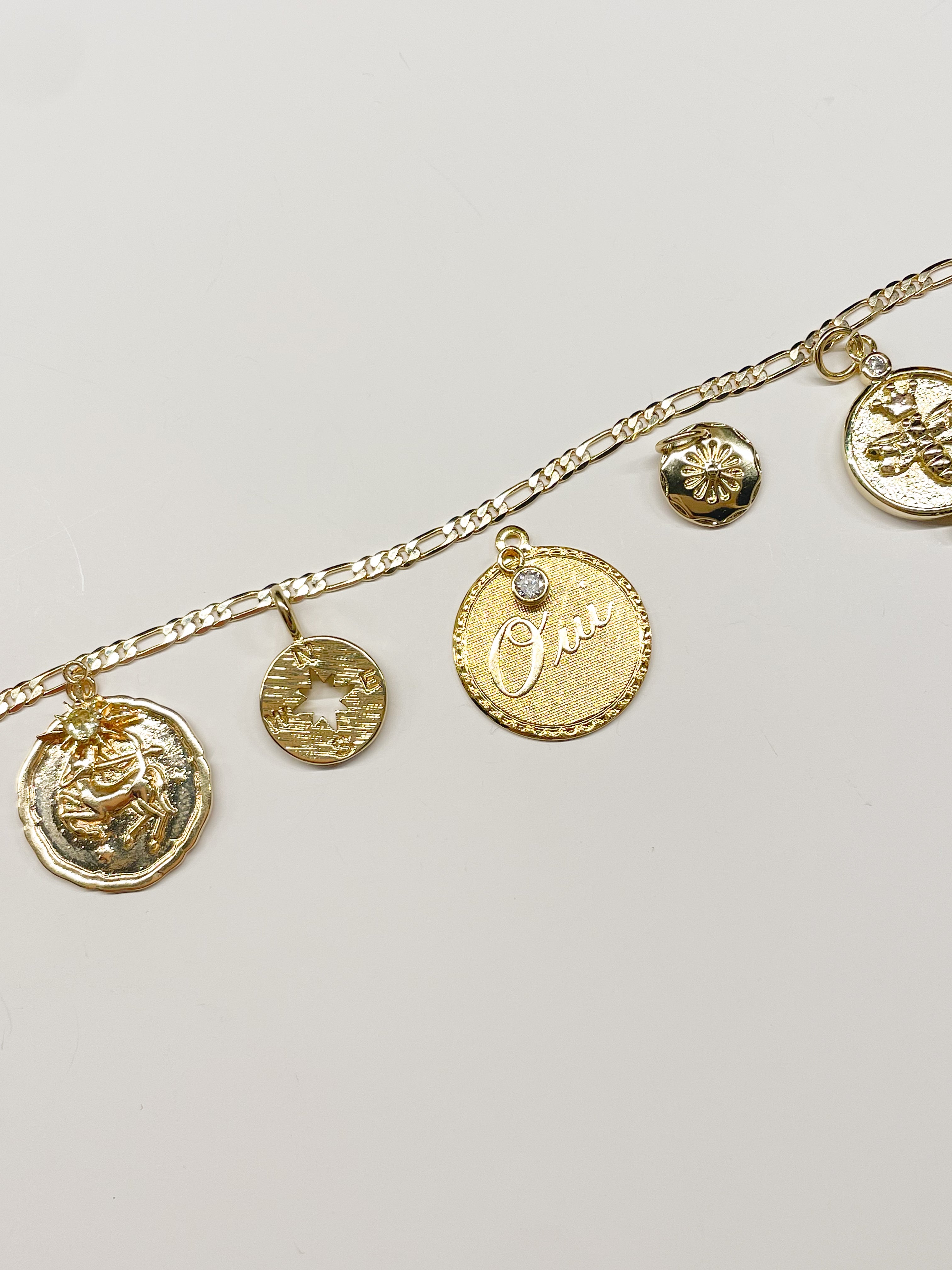 LIL FIG CHARM BRACELET