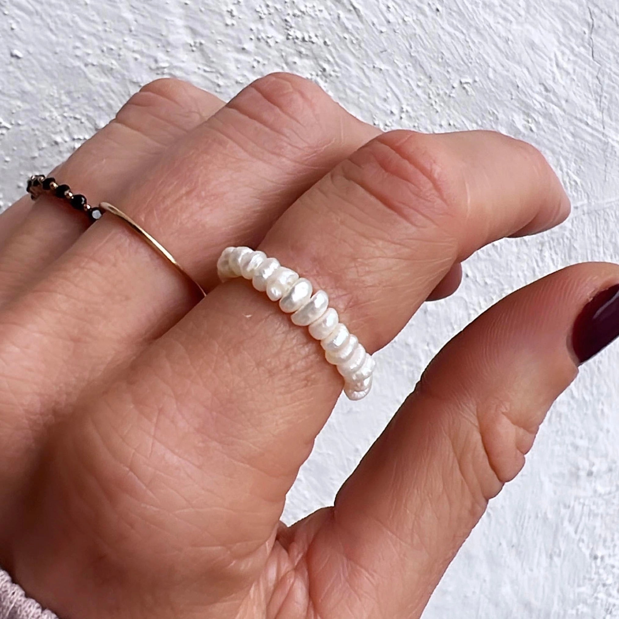 MINI SEED PEARL RING